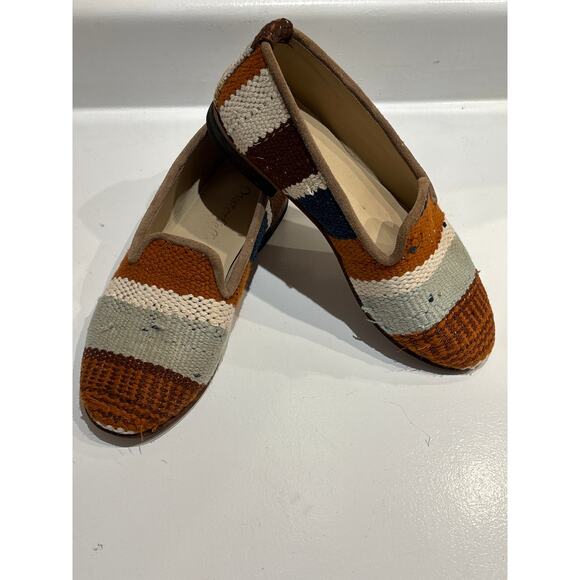 HANDCRAFTED Oysterbelle Kilim Woven Slip On Loafers Women’s Size 8.5 - Picture 1 of 8